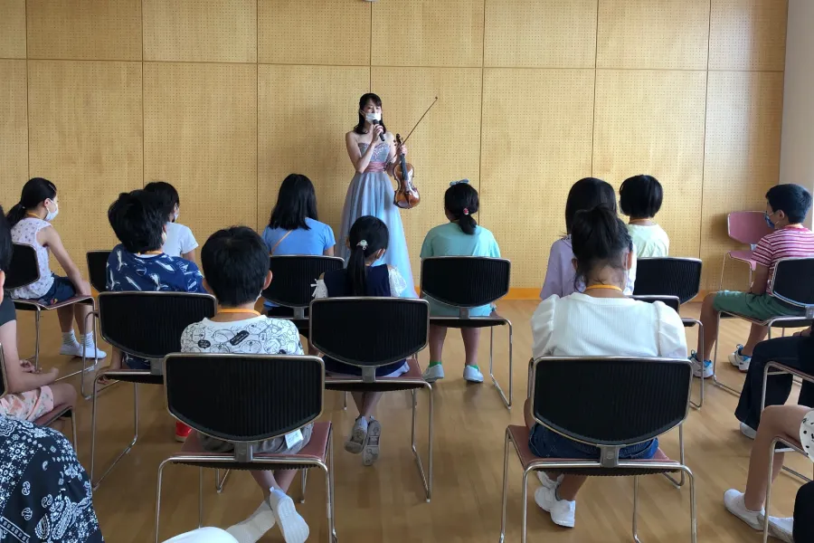 バイオリン体験や地域コンサートで地域振興に貢献